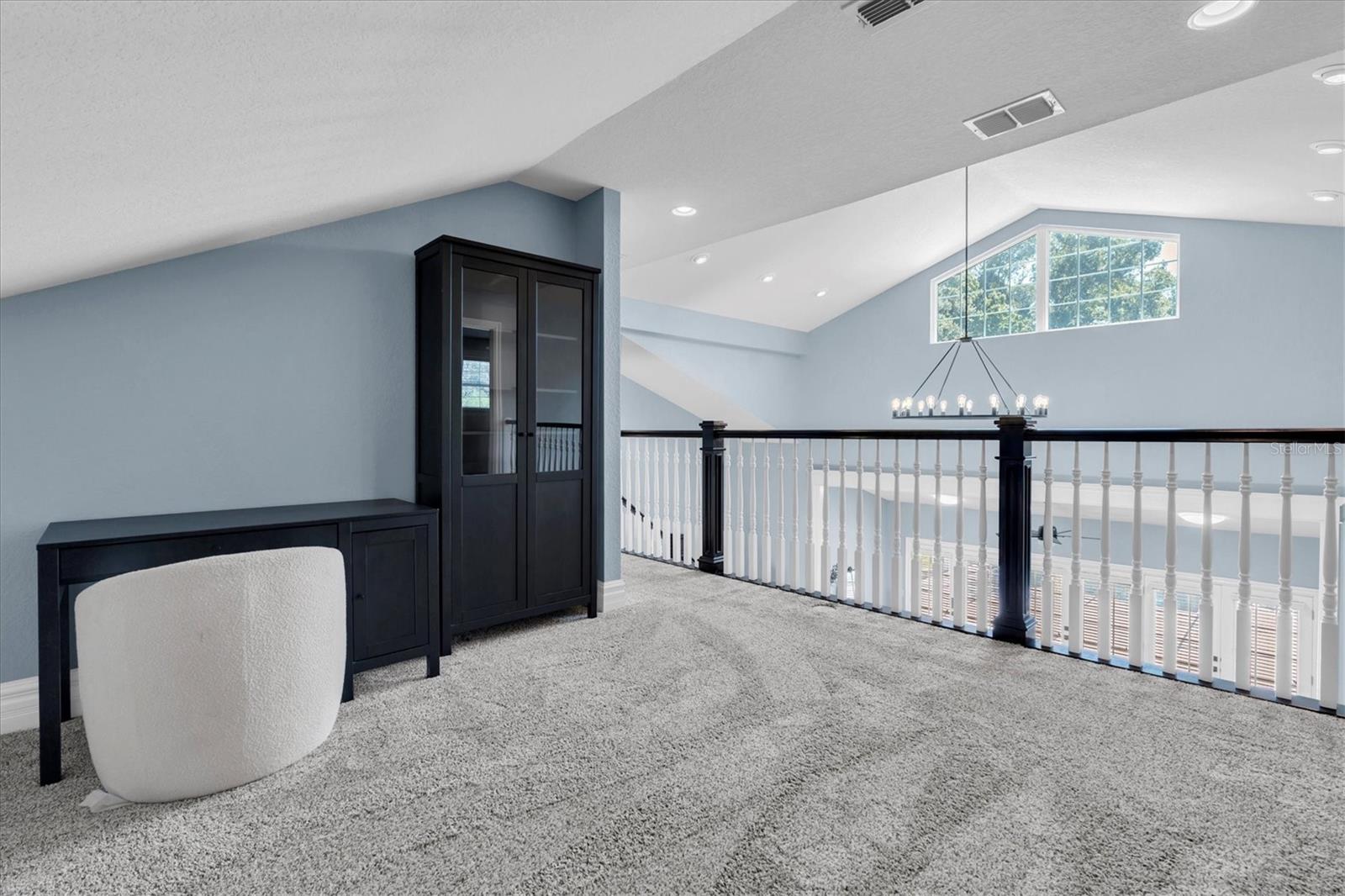 Image 36 of 63 For 11602 Lakeview Drive