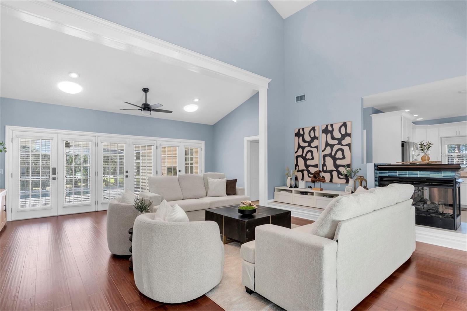 Image 4 of 63 For 11602 Lakeview Drive