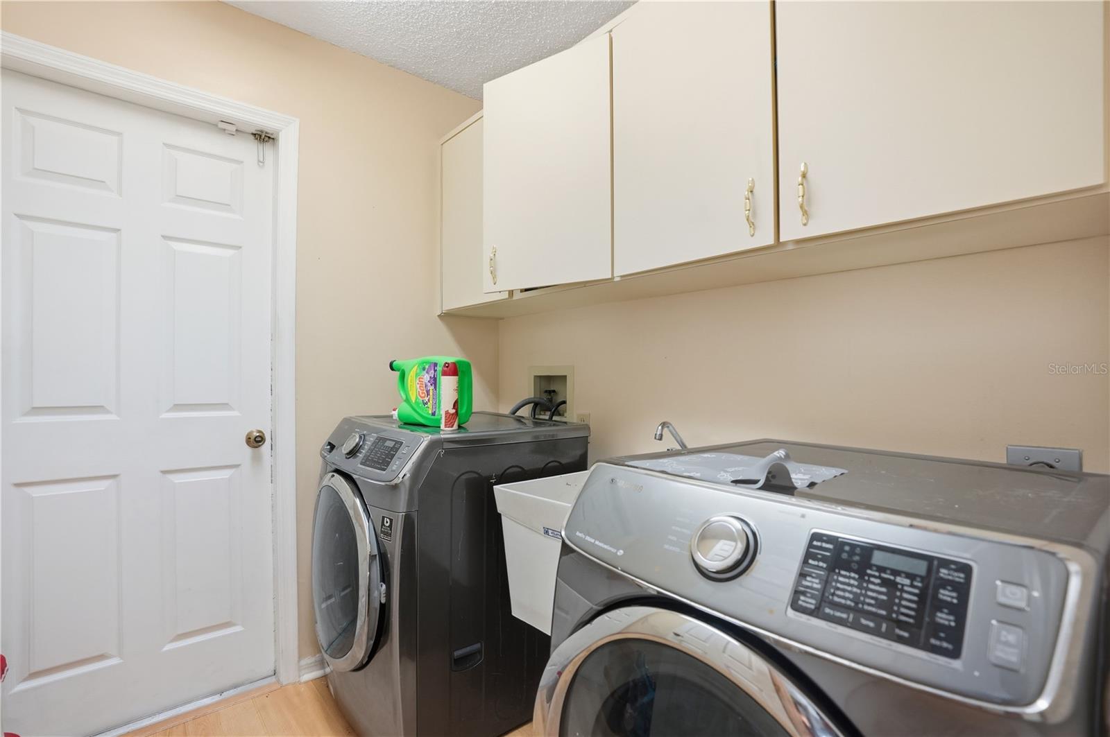 Image 23 of 33 For 1250 Masada Lane