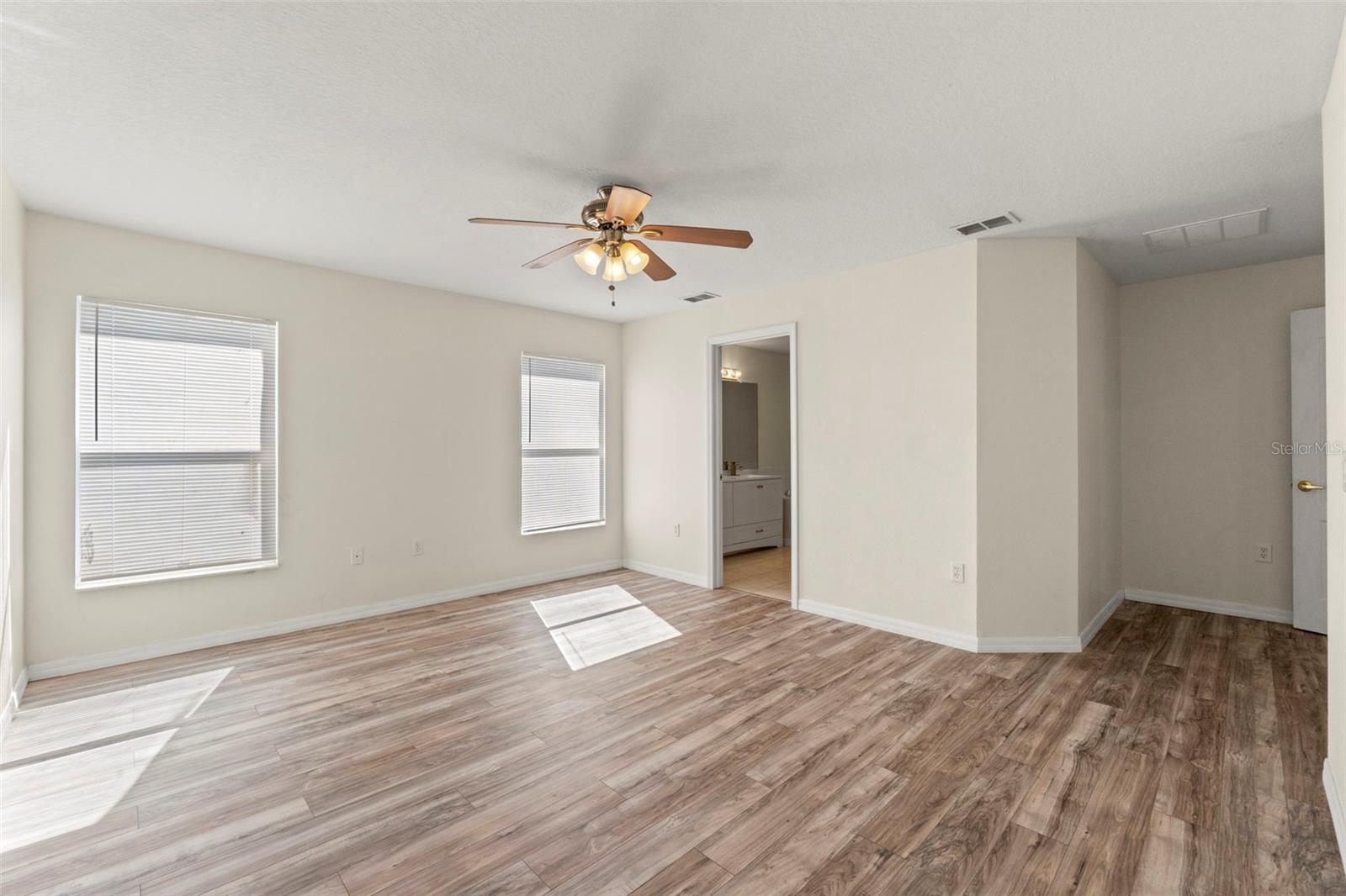 Image 22 of 42 For 15160 Durango Circle