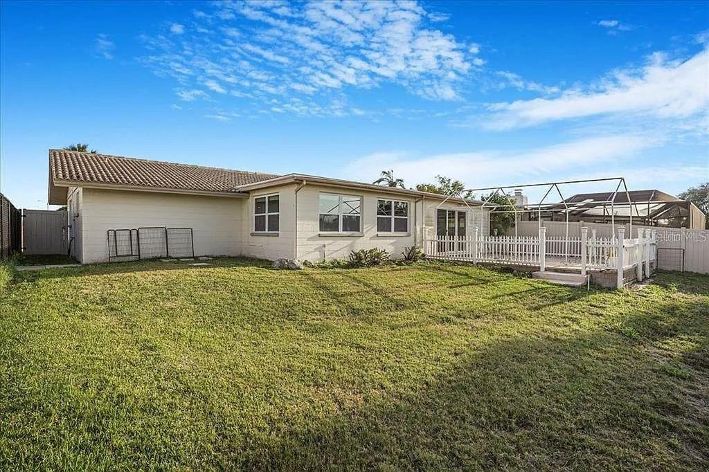 Image 20 of 23 For 4043 Topsail Trail