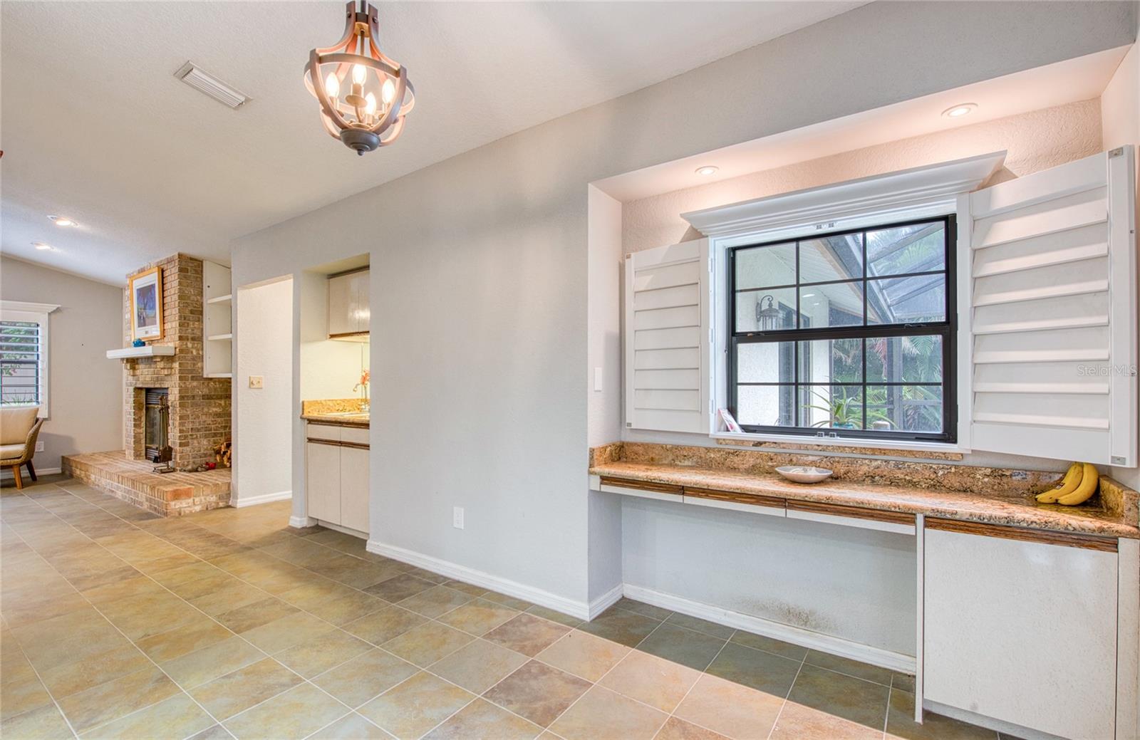 Image 22 of 58 For 44 Ridgecroft Lane