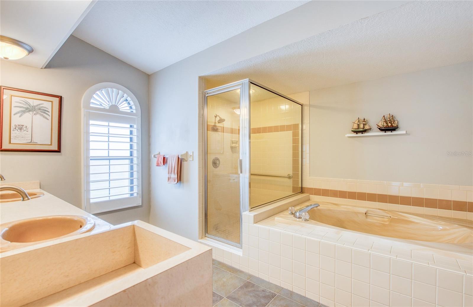 Image 29 of 58 For 44 Ridgecroft Lane