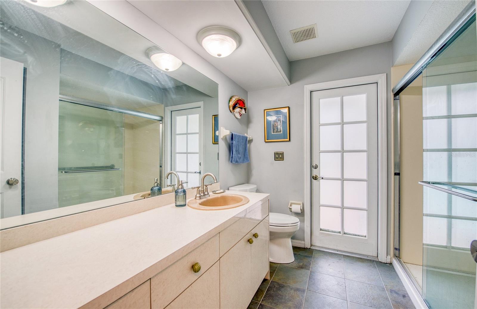 Image 36 of 58 For 44 Ridgecroft Lane