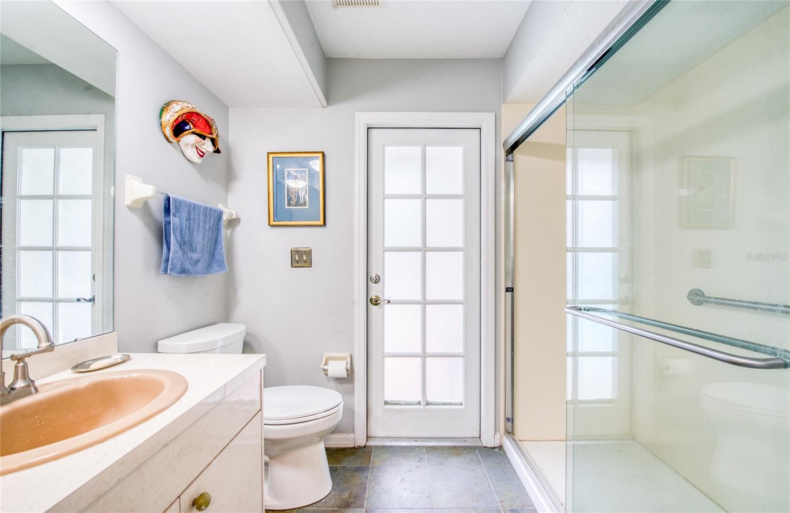 Image 37 of 58 For 44 Ridgecroft Lane