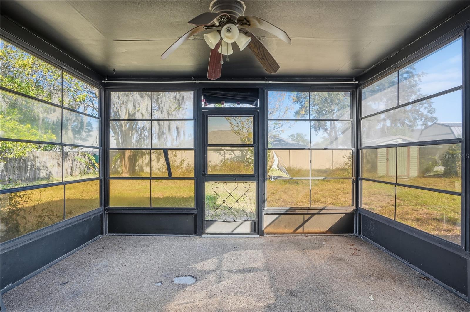 Image 9 of 10 For 2304 Hawthorne Road