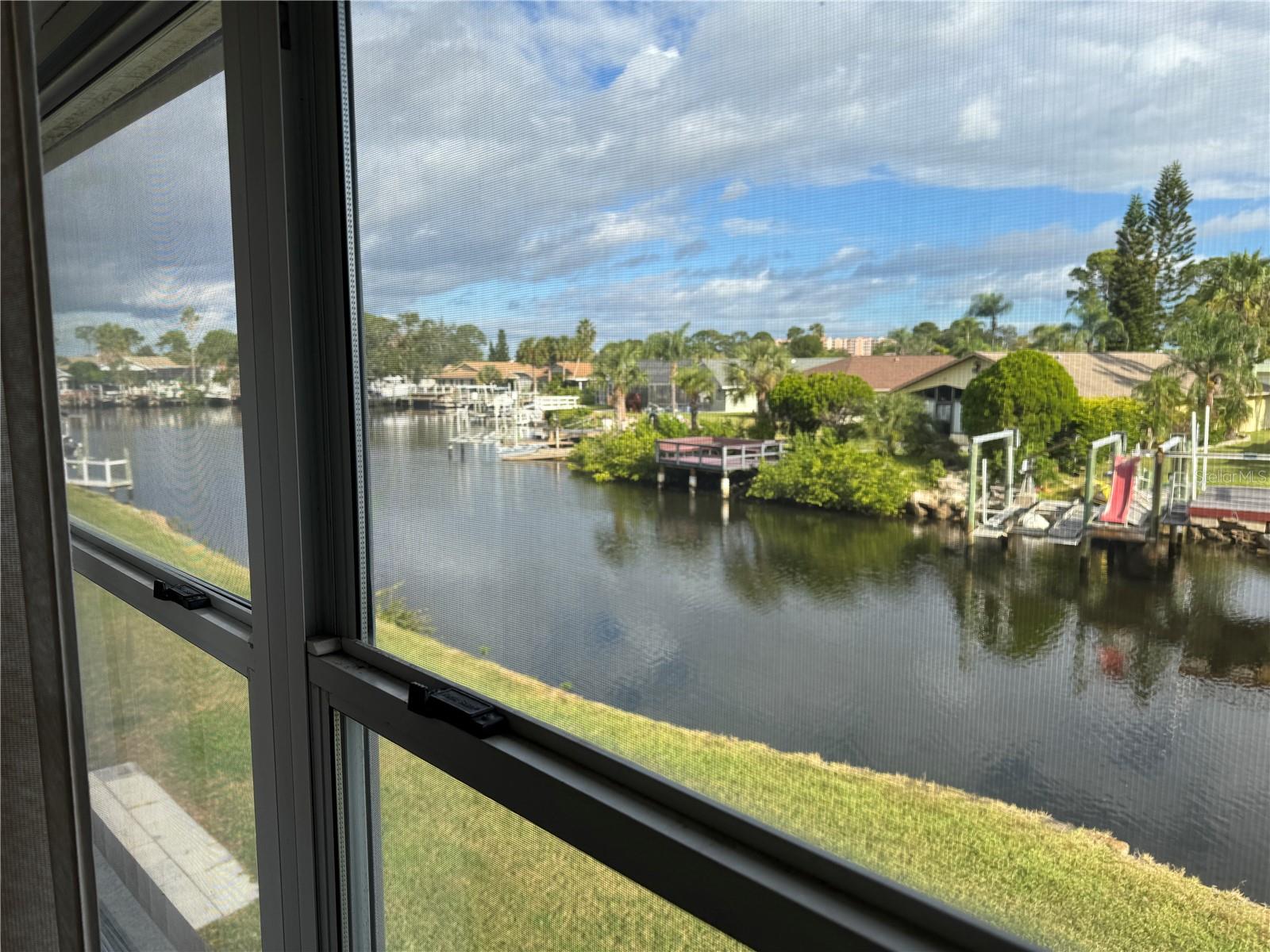 Image 12 of 17 For 4515 Marine Parkway 206