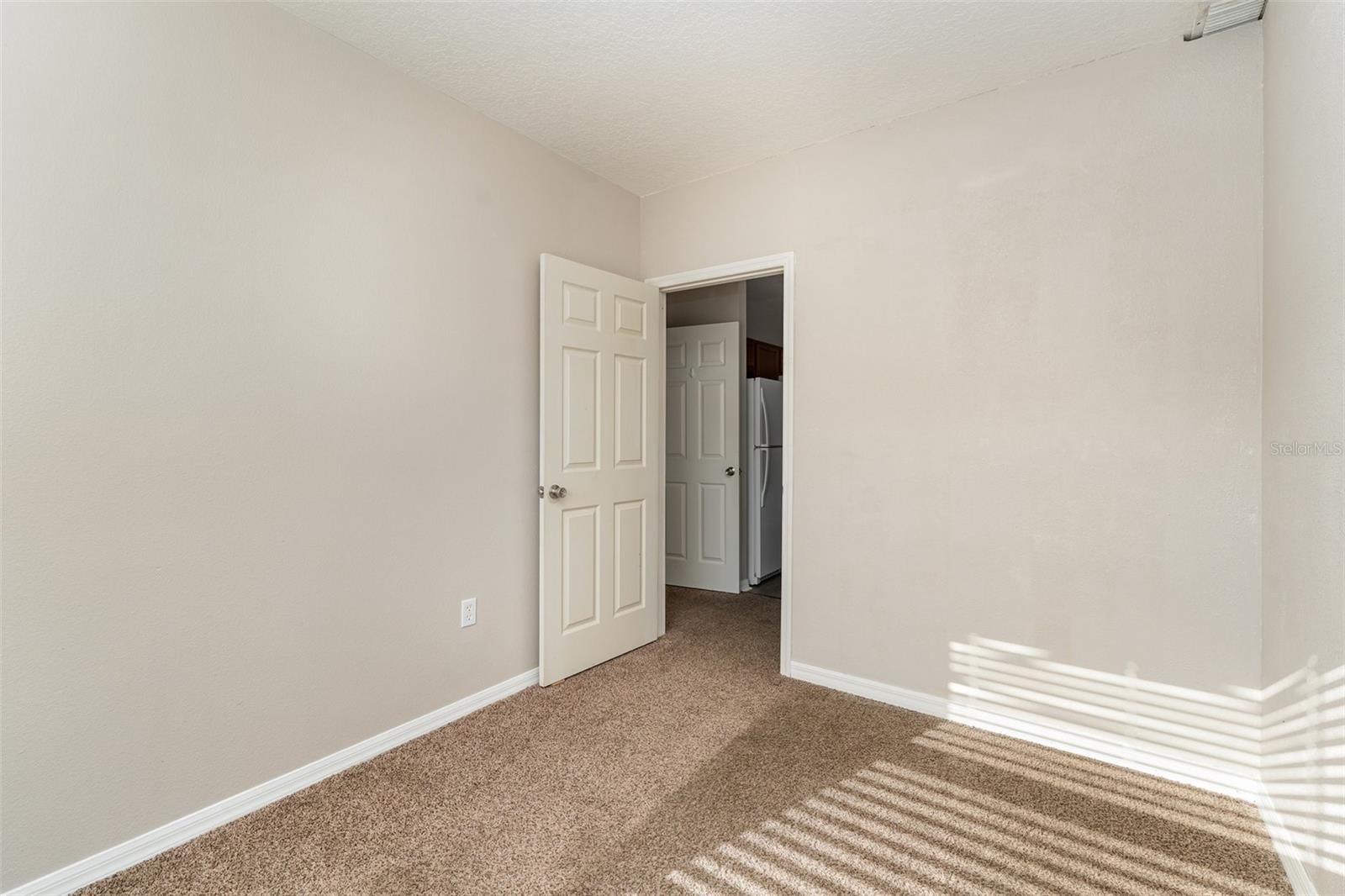 Image 13 of 15 For 998 Cumberland Drive