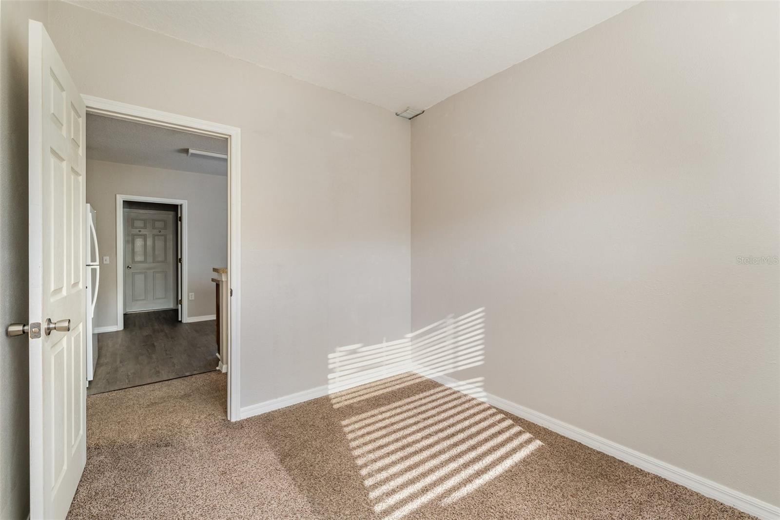 Image 14 of 15 For 998 Cumberland Drive