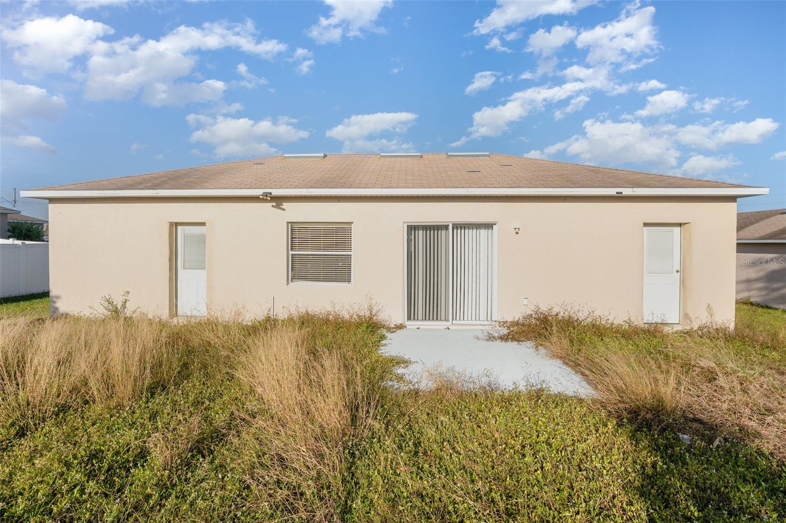 Image 15 of 15 For 998 Cumberland Drive