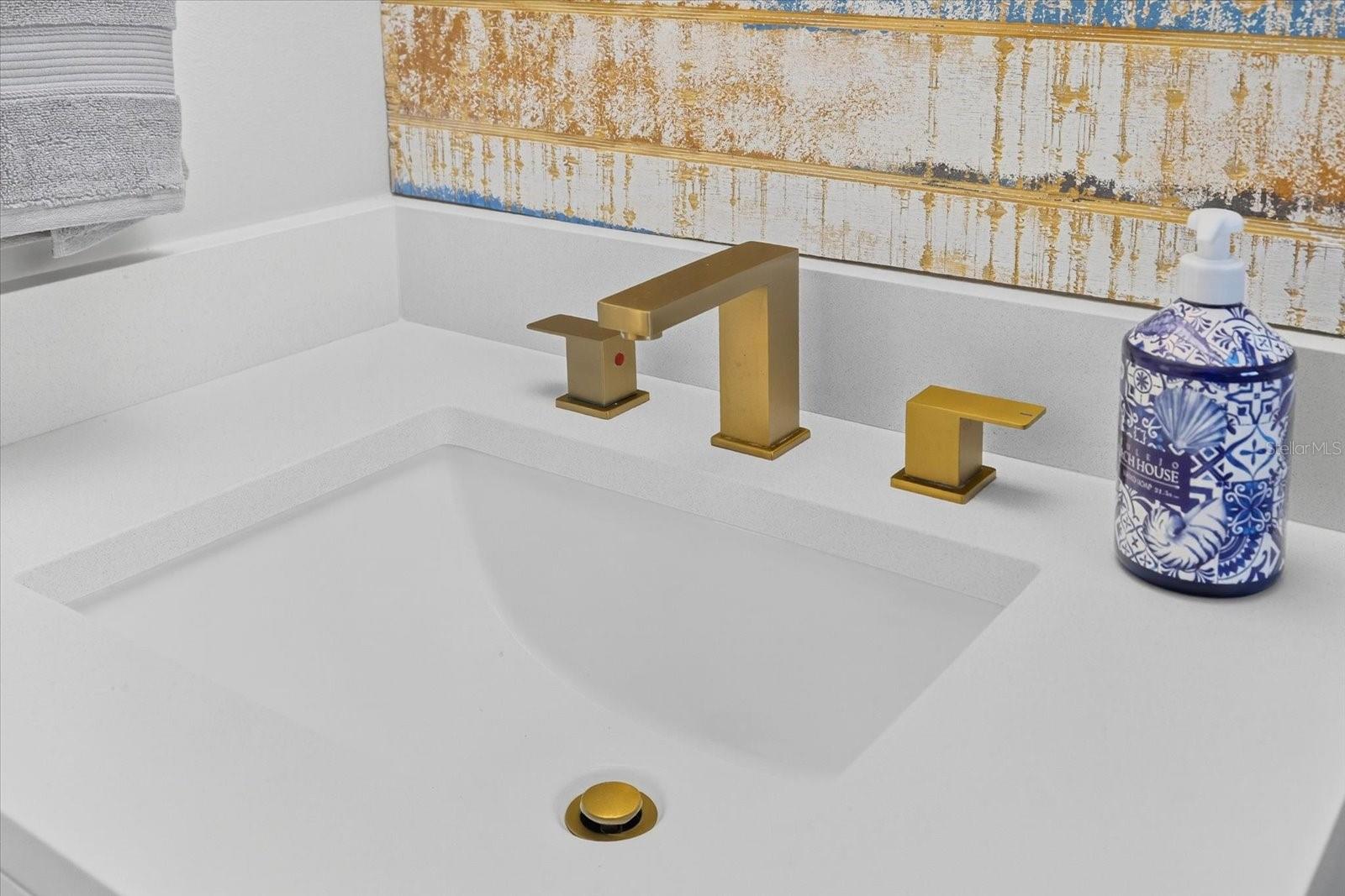 Image 23 of 77 For 4153 Headsail Drive