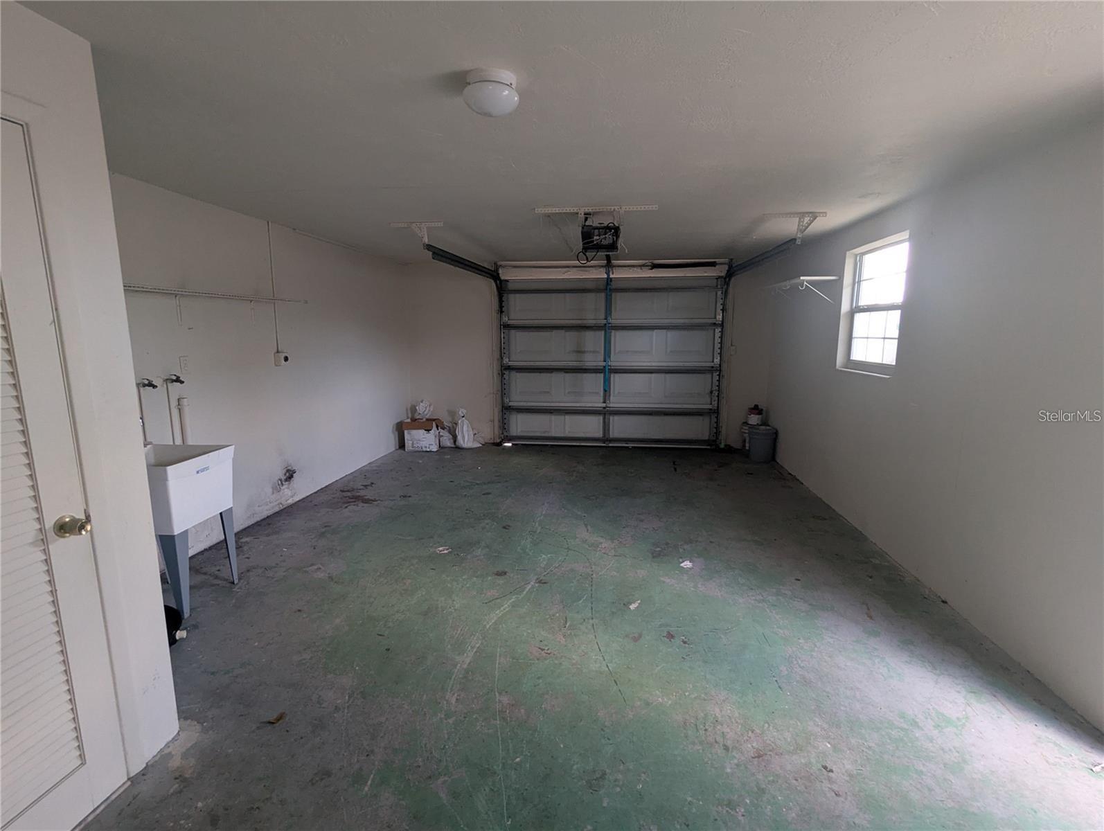 Image 15 of 16 For 3911 Redwood Drive