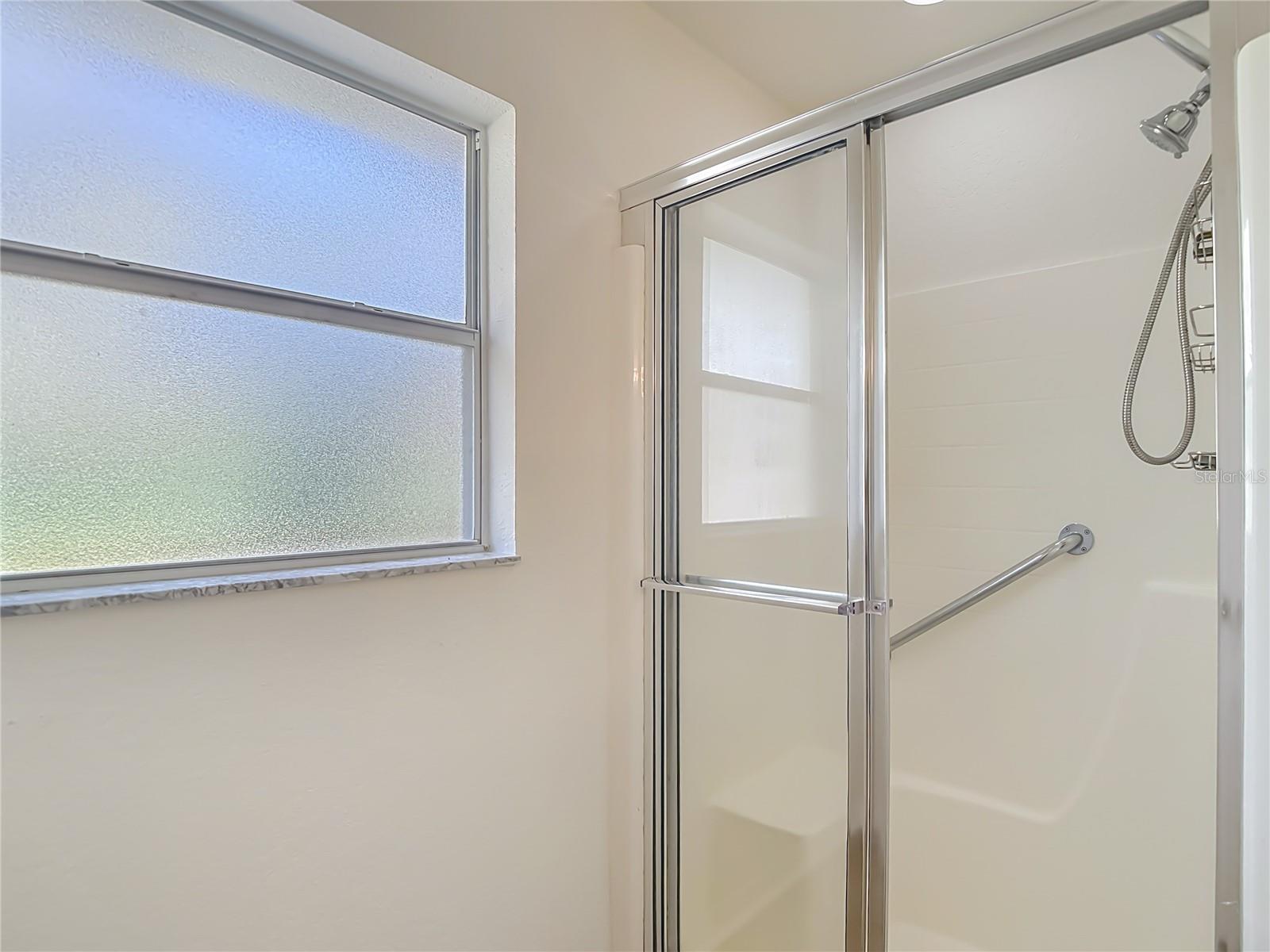 Image 42 of 77 For 207 Linder Drive