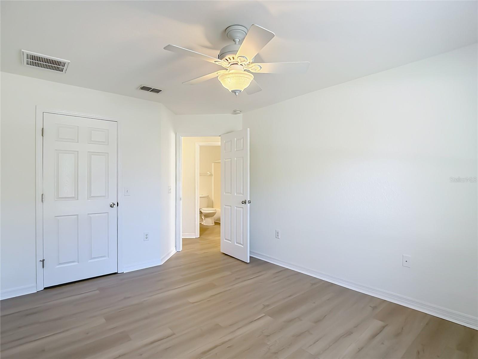 Image 49 of 77 For 207 Linder Drive