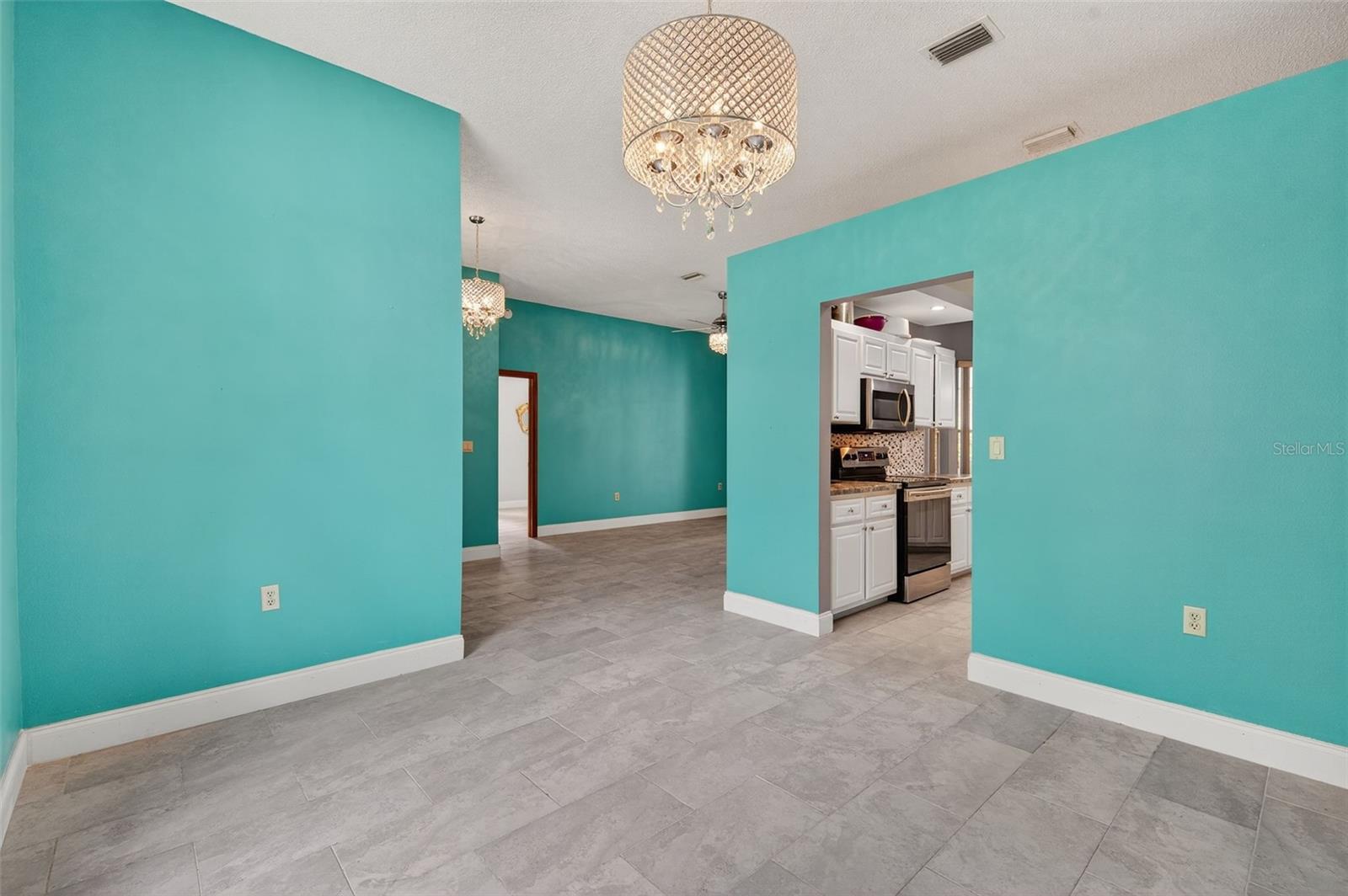 Image 17 of 90 For 11031 Nottingham Forest Drive