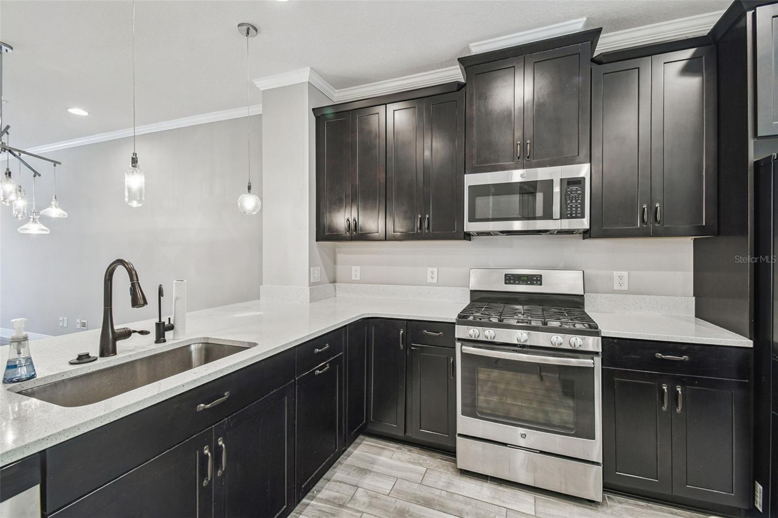 Image 7 of 25 For 12508 Rangeland Boulevard