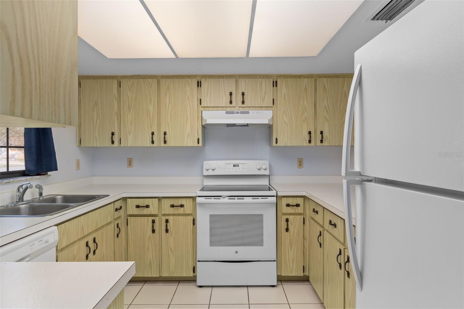 Image 15 of 56 For 72 Chinaberry Circle