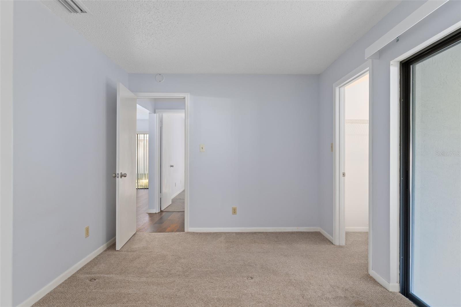 Image 24 of 56 For 72 Chinaberry Circle