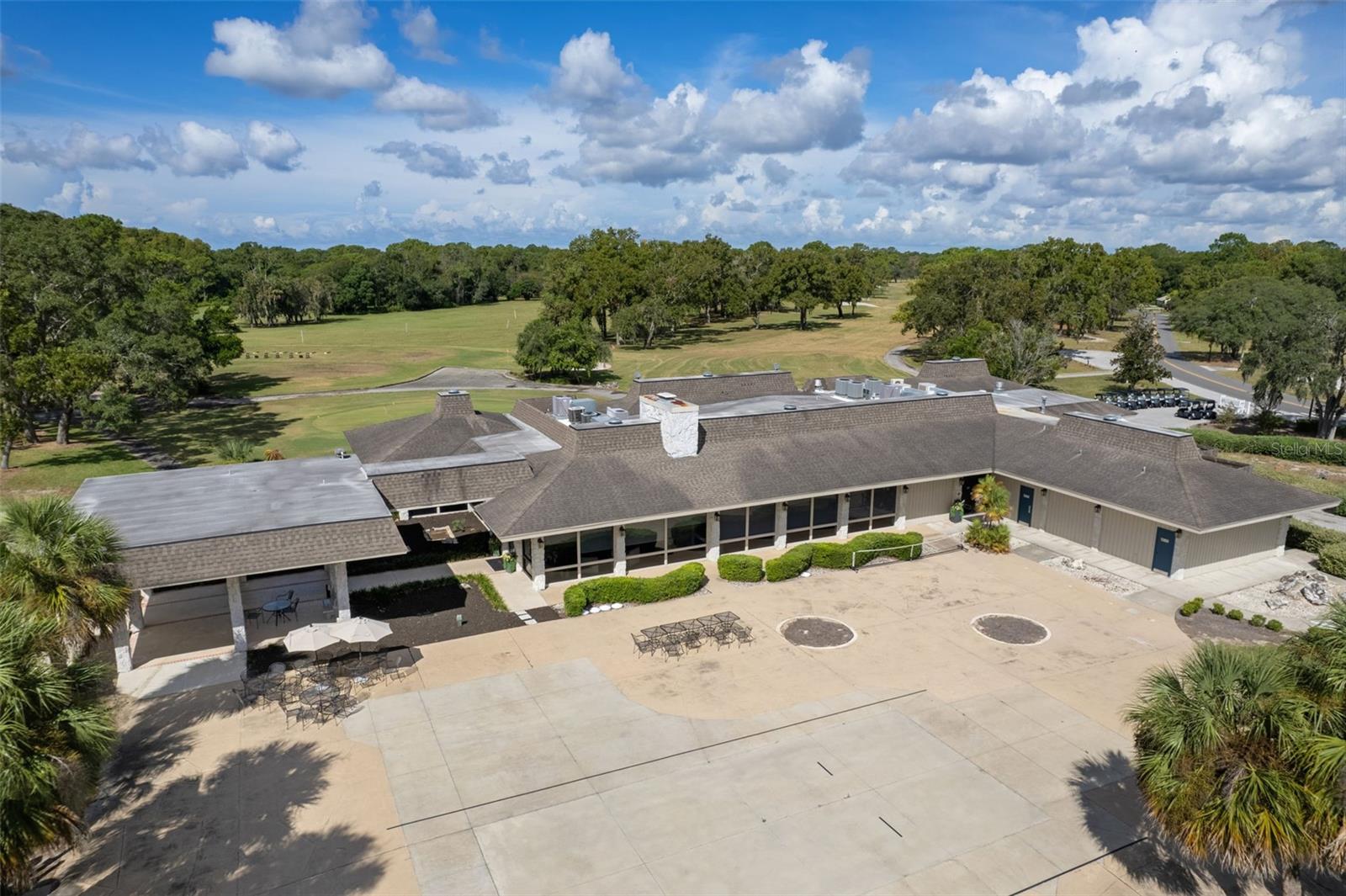 Image 36 of 56 For 72 Chinaberry Circle