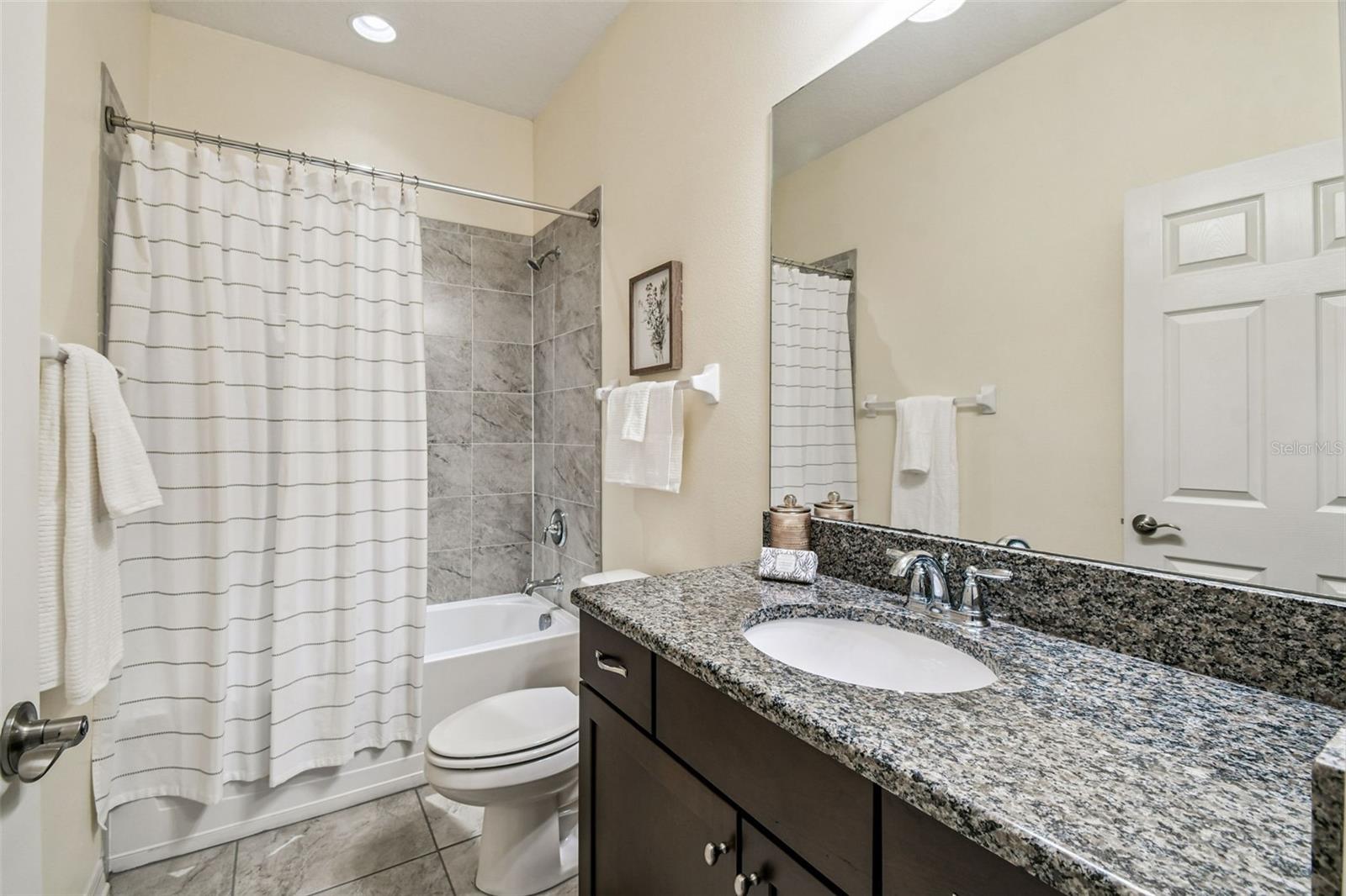 Listing photo id 13 for 3023 Puller Trail