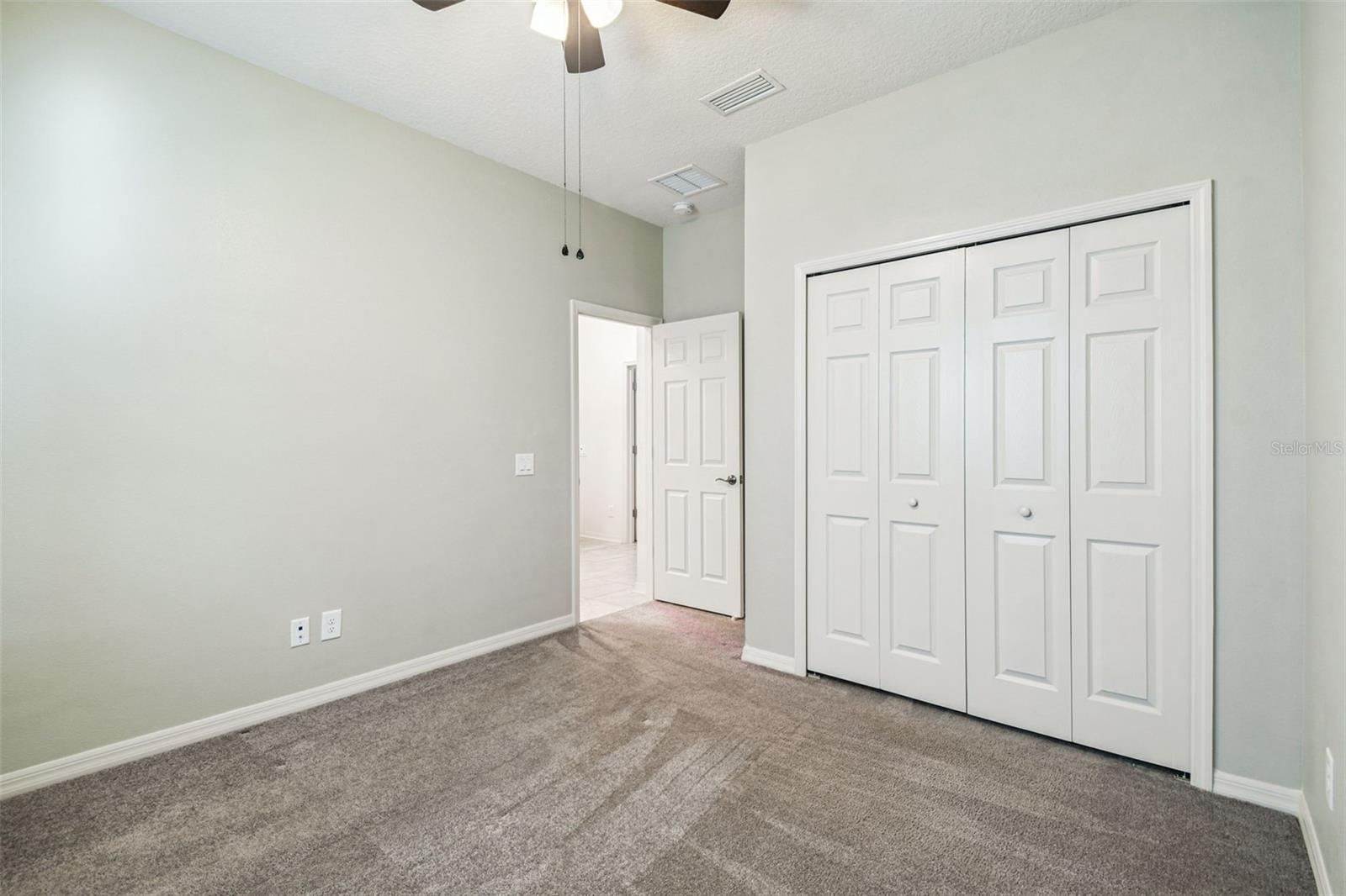 Listing photo id 17 for 3023 Puller Trail