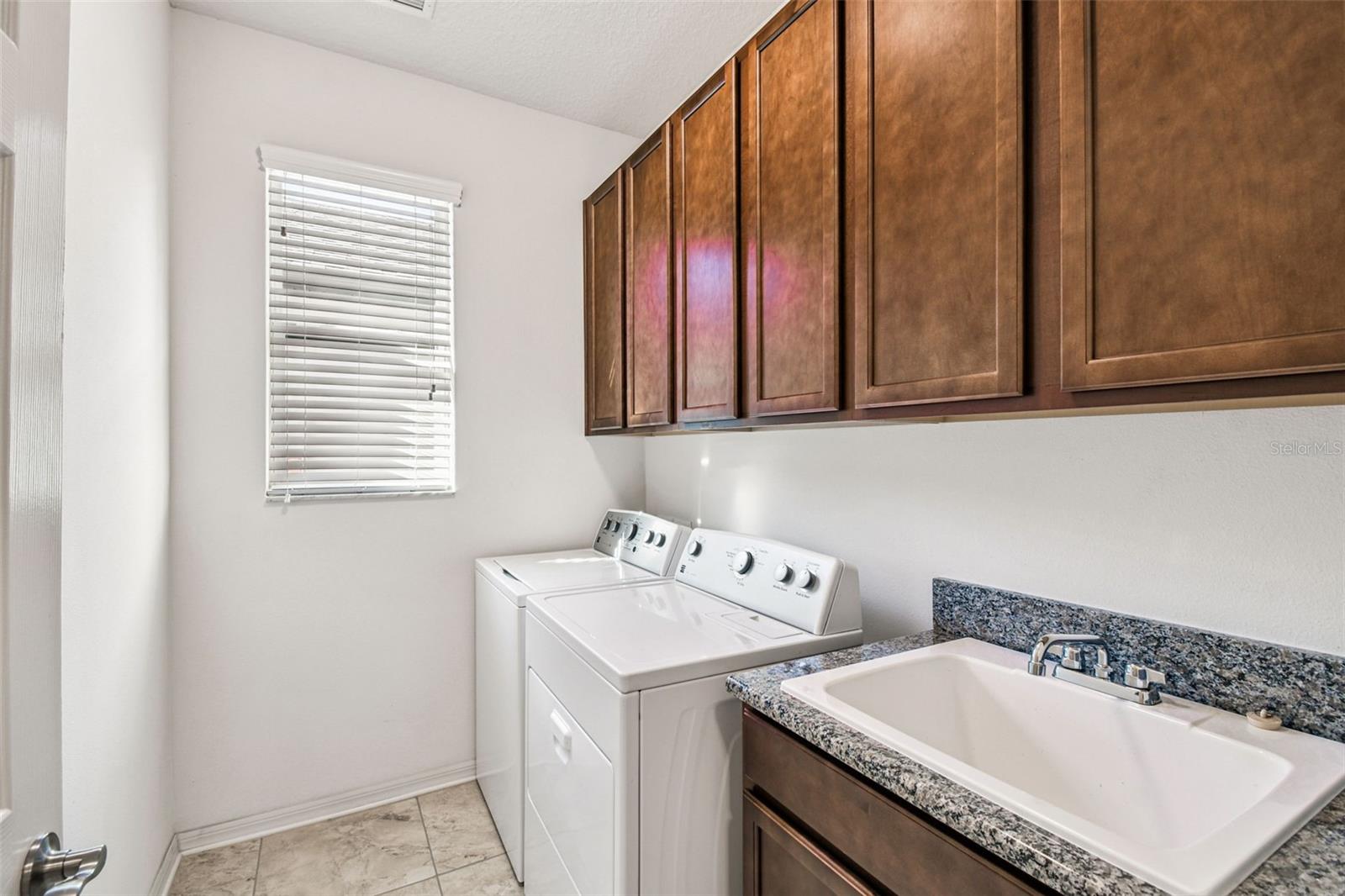 Listing photo id 37 for 3023 Puller Trail