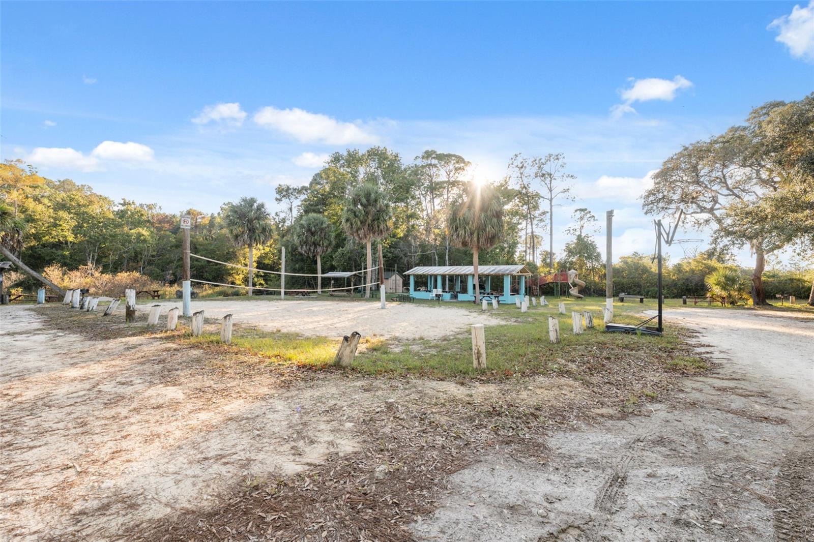 Image 18 of 68 For 7002 Eisenhower Street