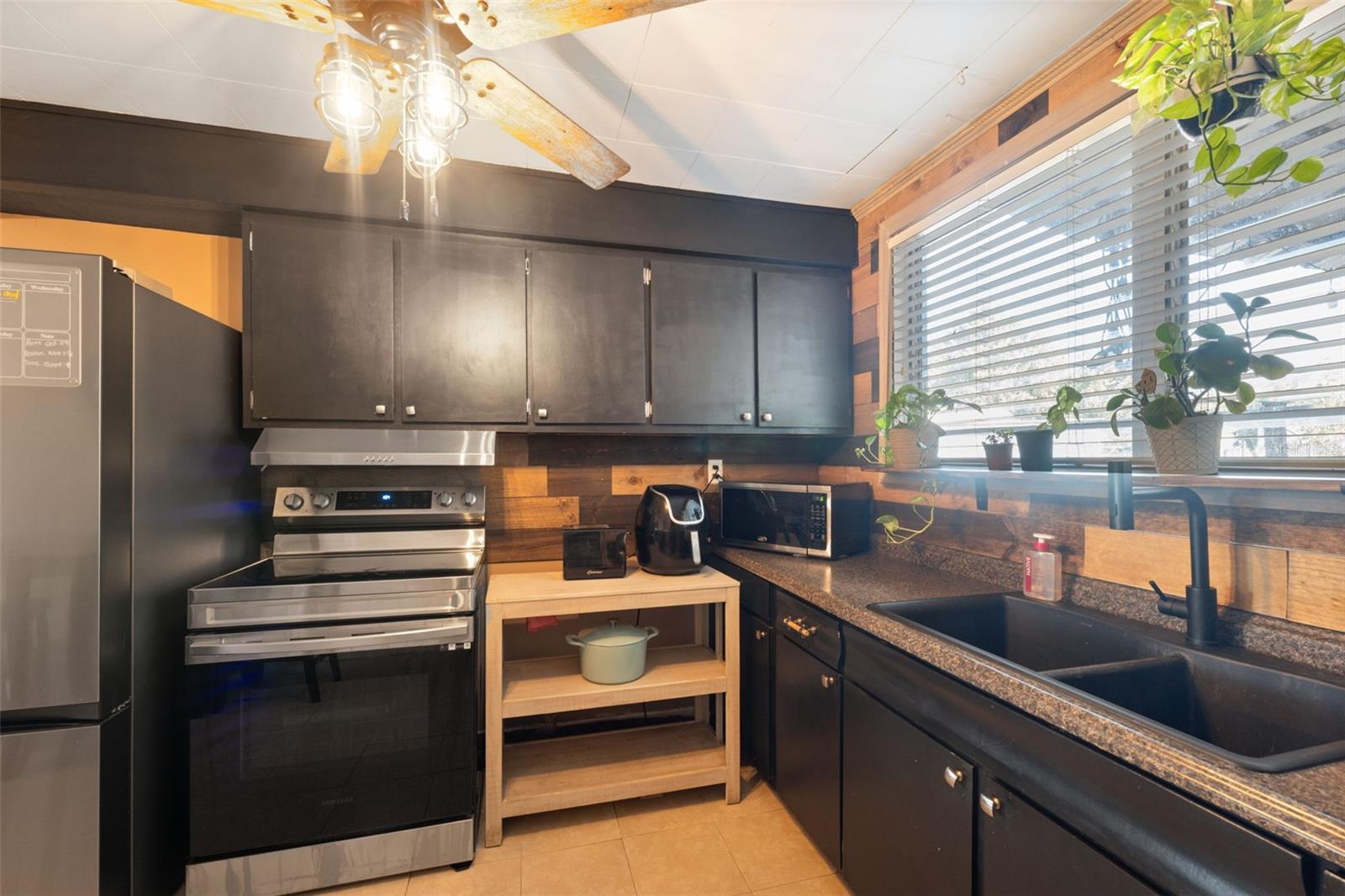 Image 61 of 68 For 7002 Eisenhower Street