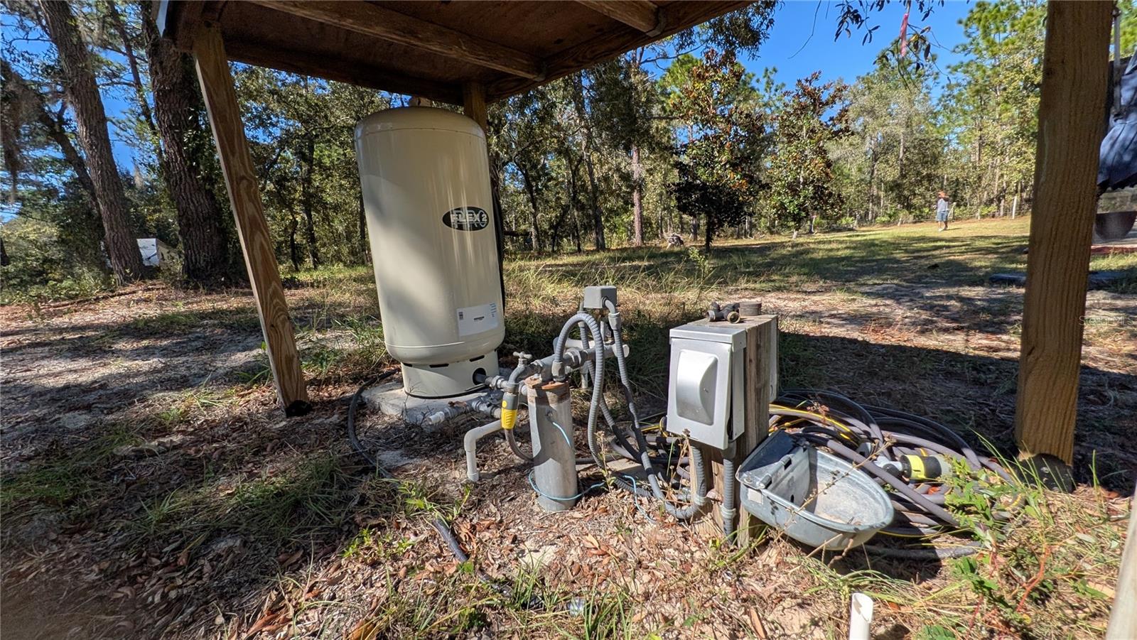 Image 42 of 44 For 16475 Kids Ave