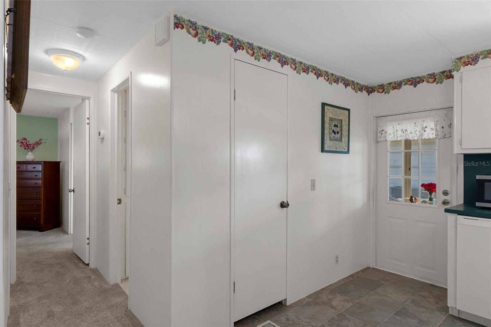 Image 21 of 60 For 14751 Brookridge Boulevard