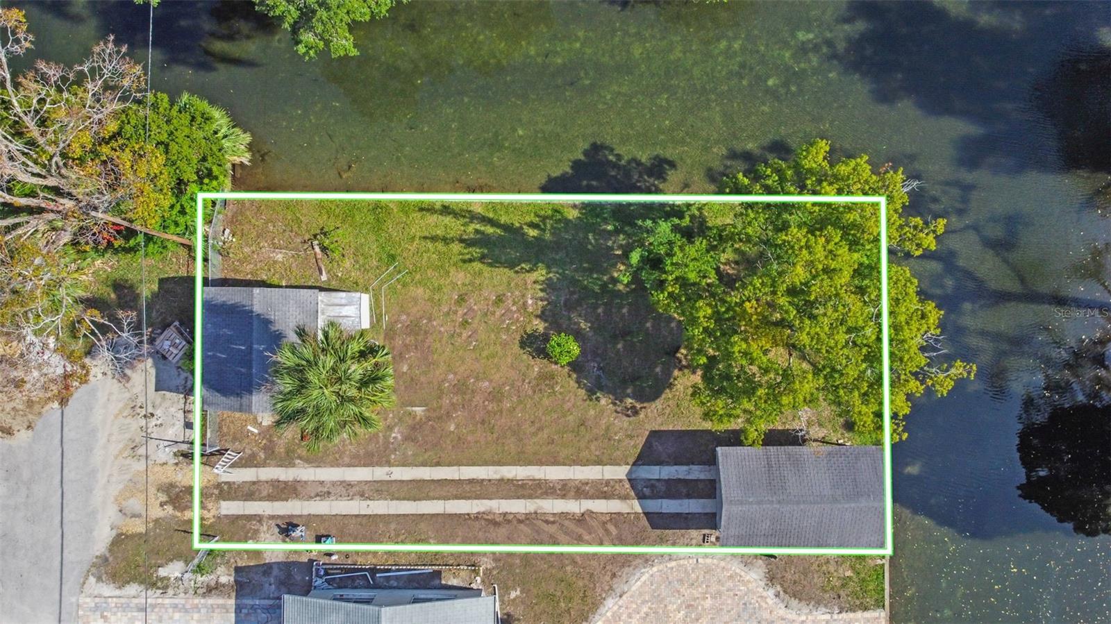 Image 8 of 18 For  Teal Drive 