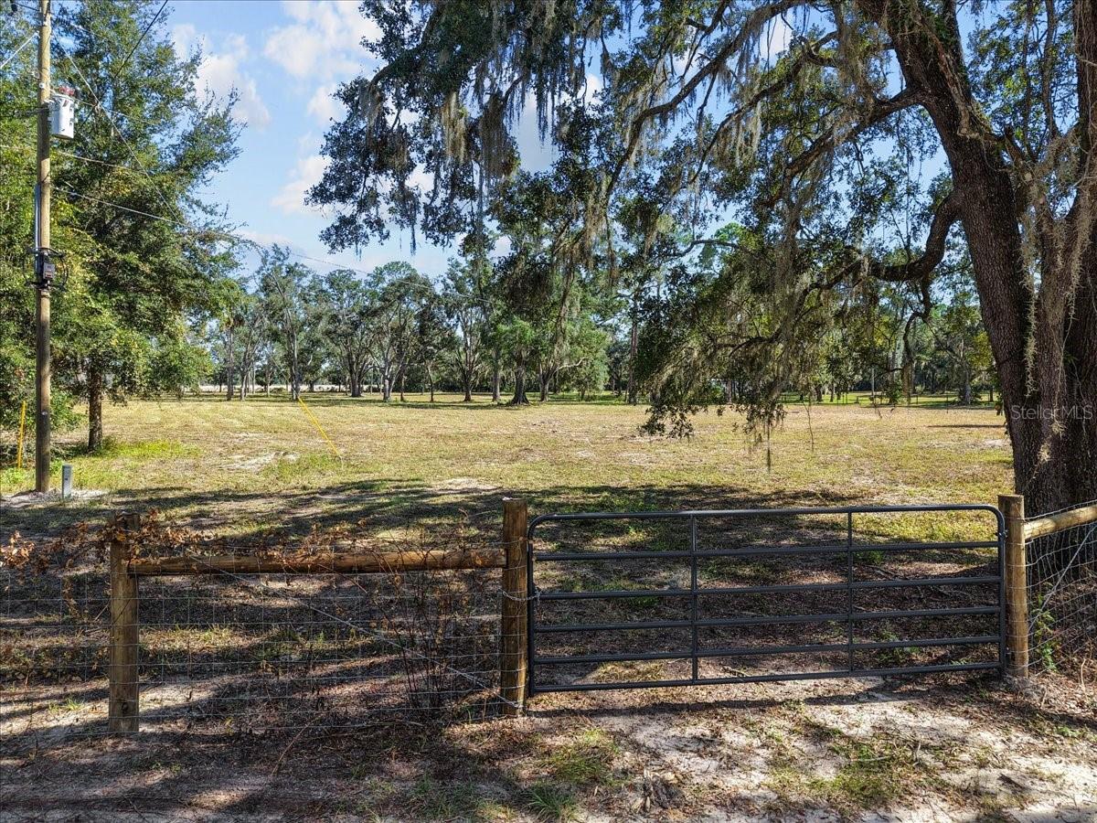 Image 2 of 17 For 4090 32nd Place