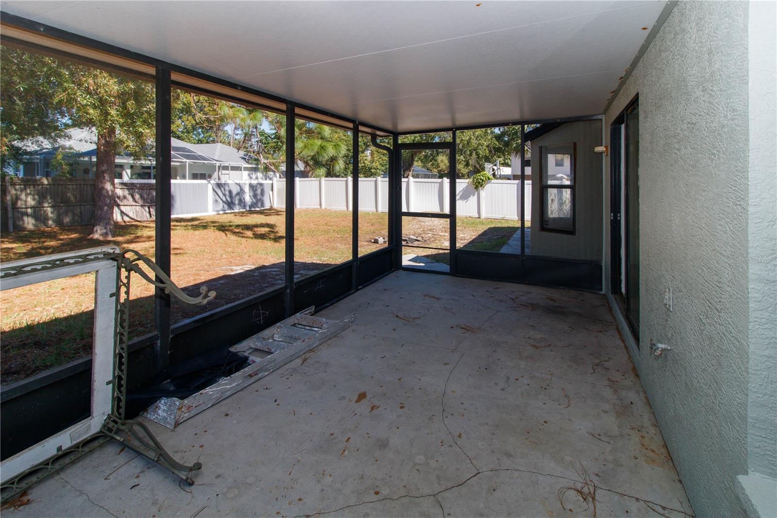 Image 19 of 33 For 11339 Dean Street