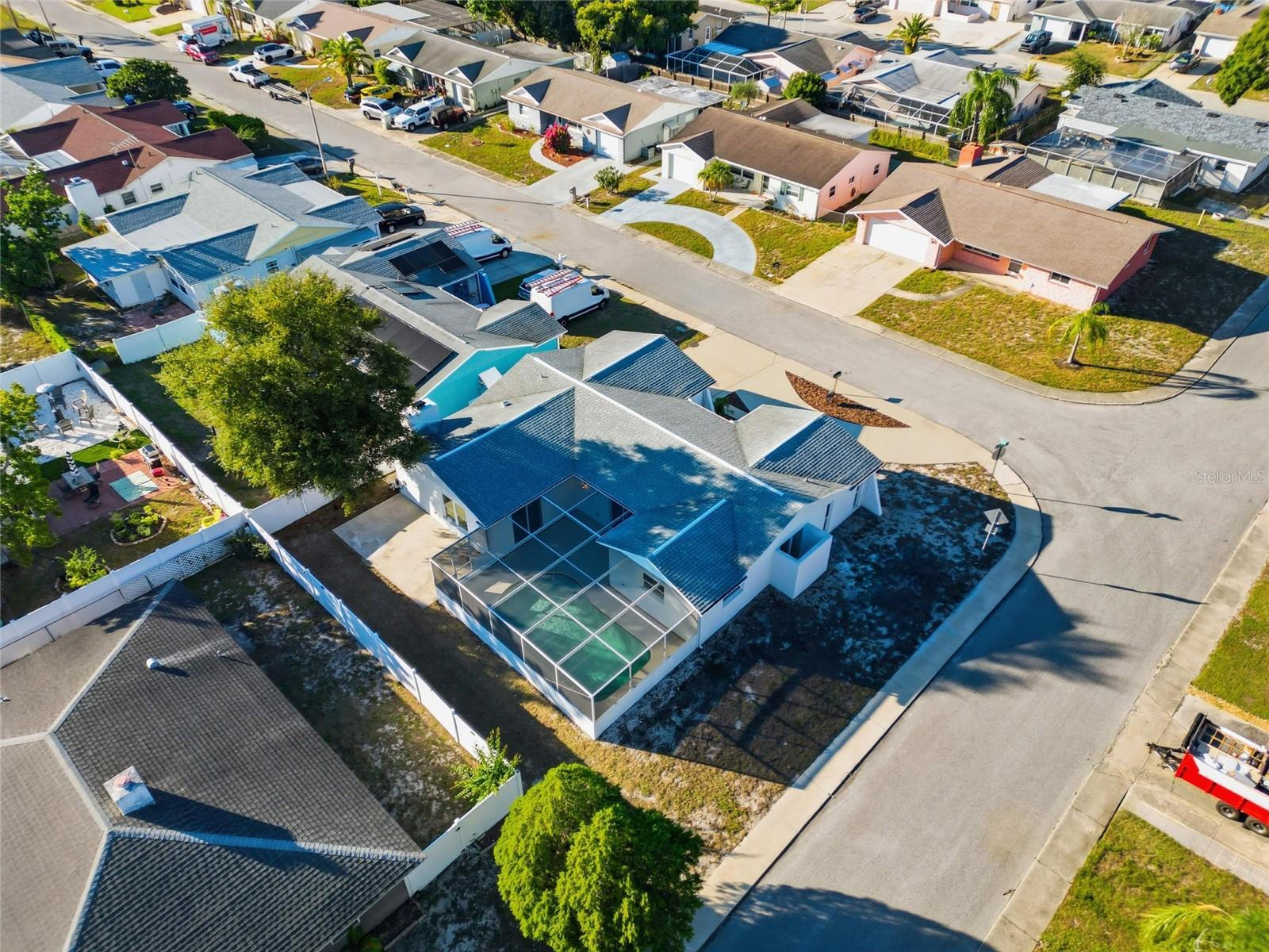 Image 25 of 29 For 7434 Cay Drive