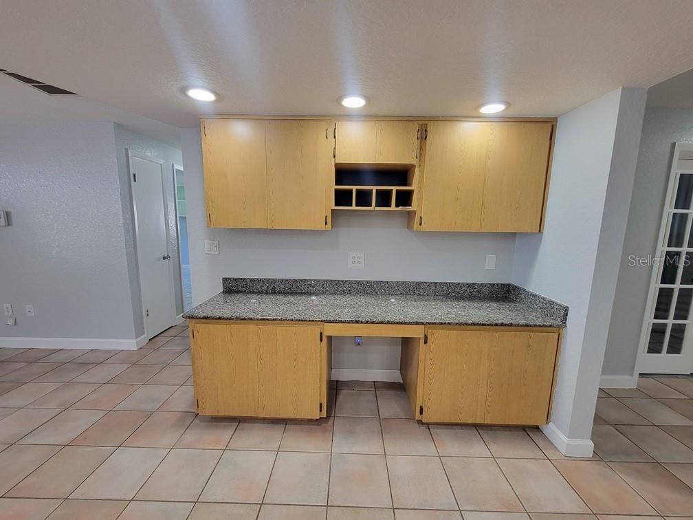 Image 9 of 32 For 11633 Fox Run