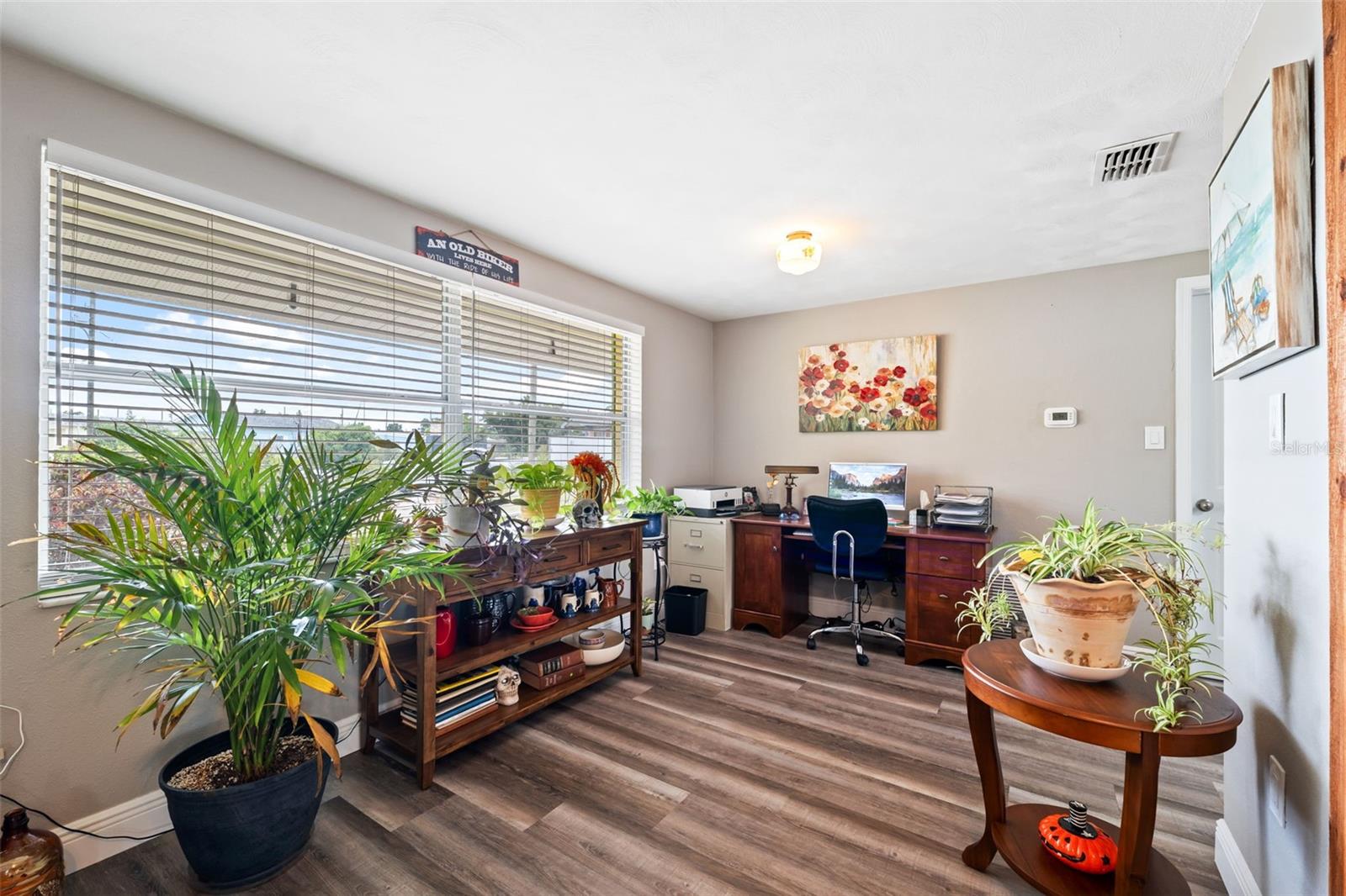 Image 12 of 63 For 6719 Albatross Lane