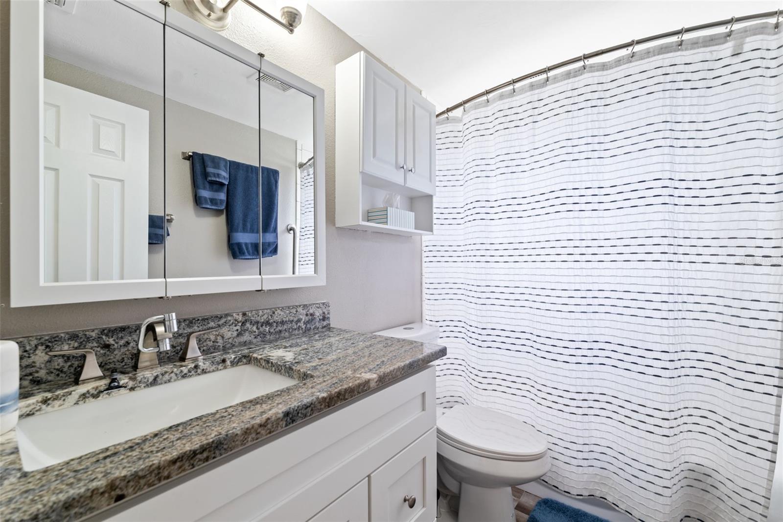 Image 24 of 63 For 6719 Albatross Lane