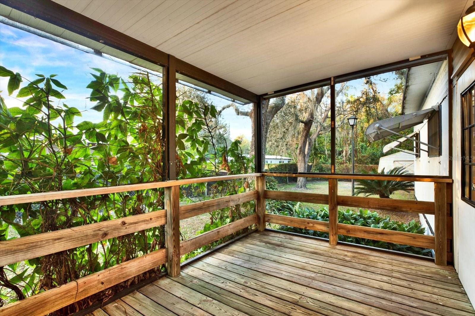 Image 16 of 19 For 10051 Huntley Street