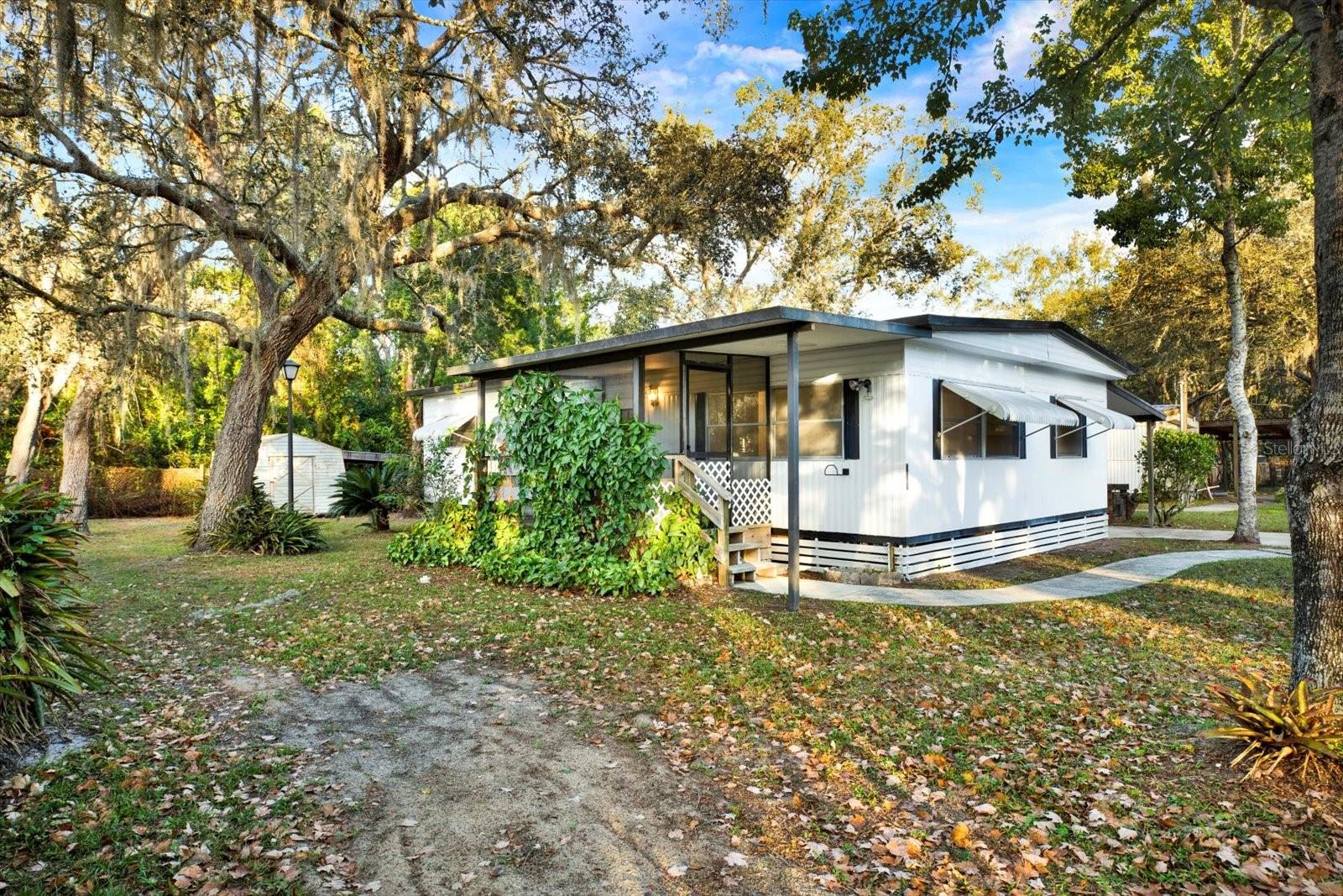 Image 18 of 19 For 10051 Huntley Street