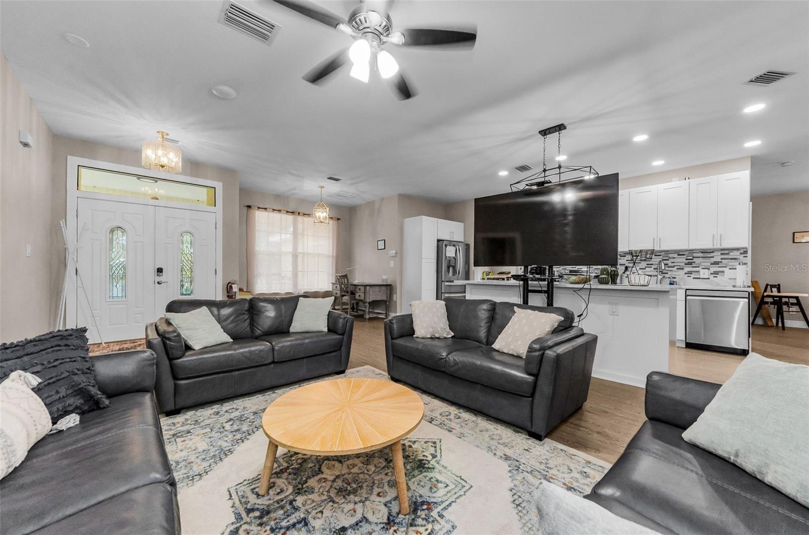 Image 10 of 92 For 11744 La Madera Boulevard