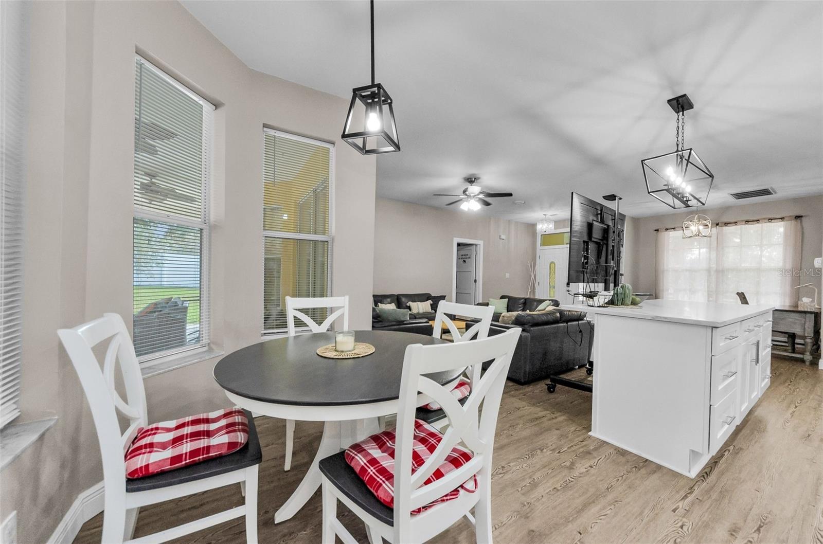 Image 22 of 92 For 11744 La Madera Boulevard