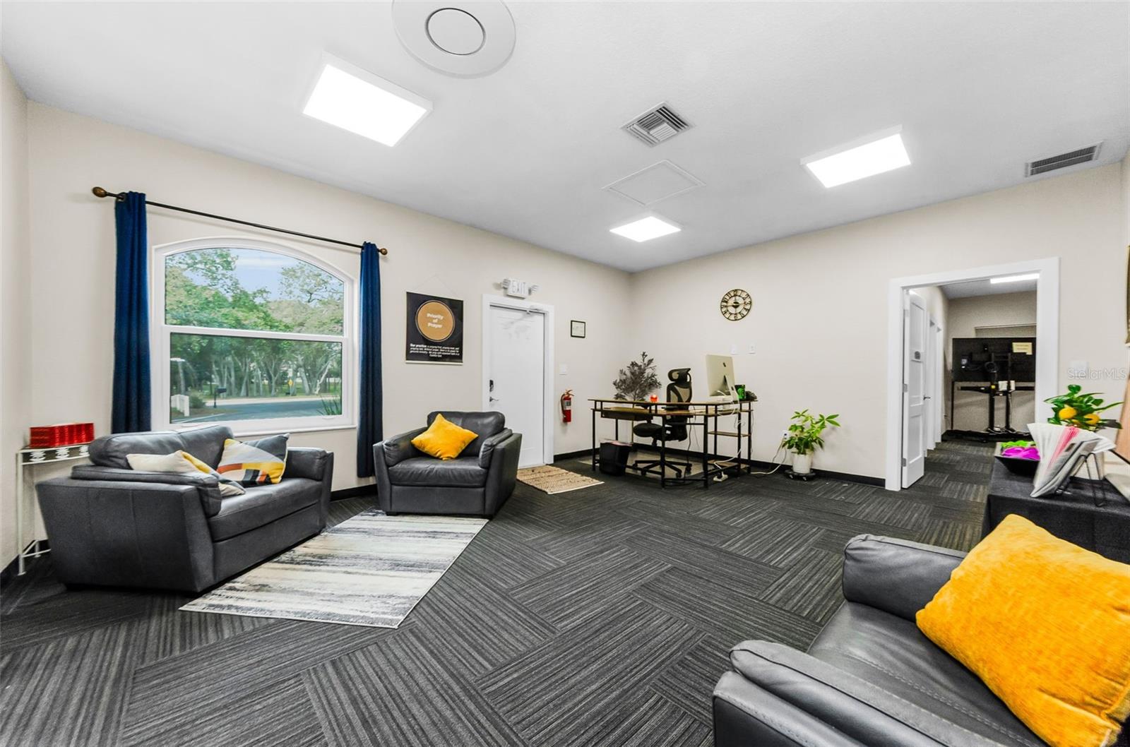 Image 63 of 92 For 11744 La Madera Boulevard