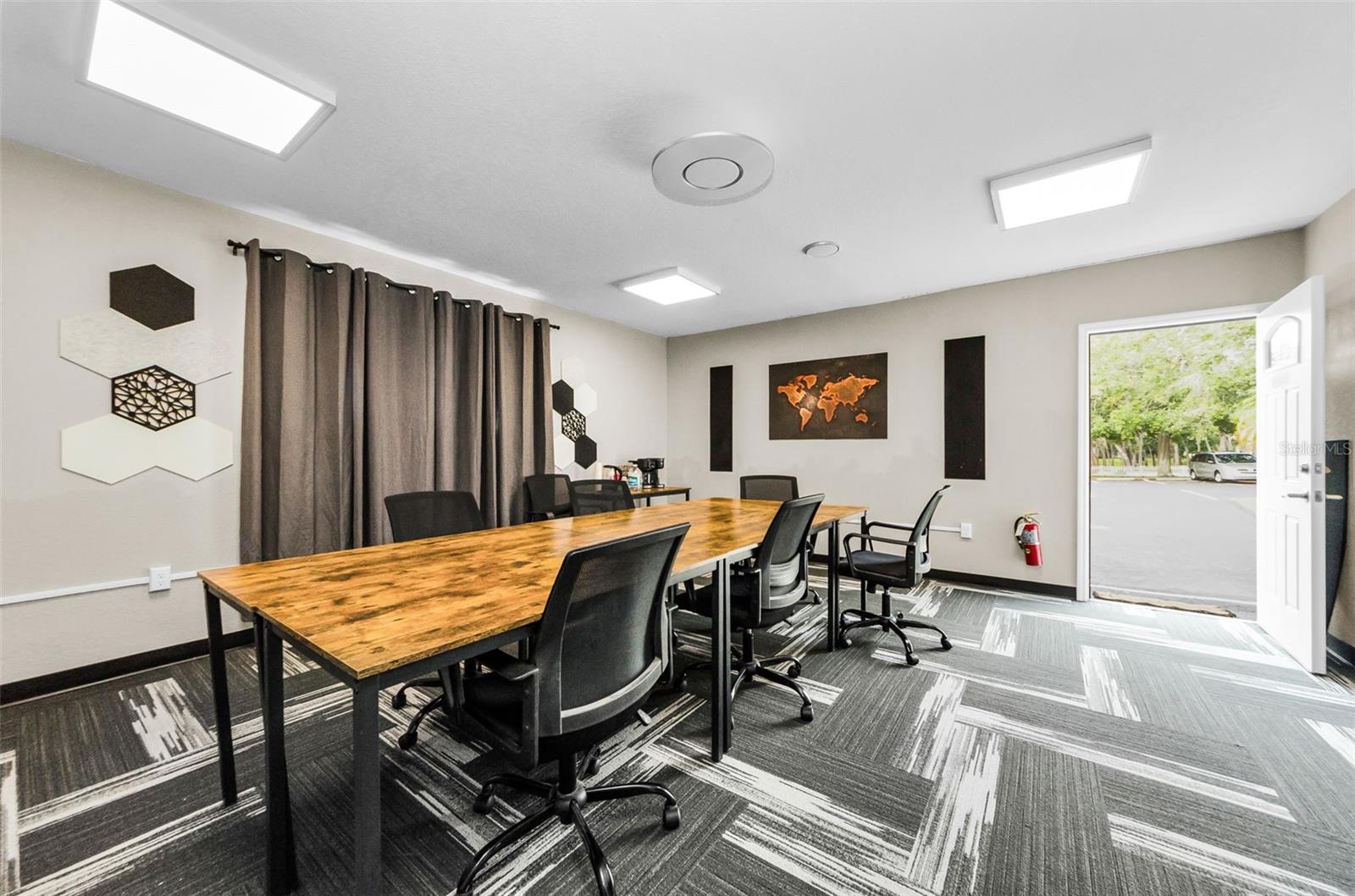 Image 86 of 92 For 11744 La Madera Boulevard