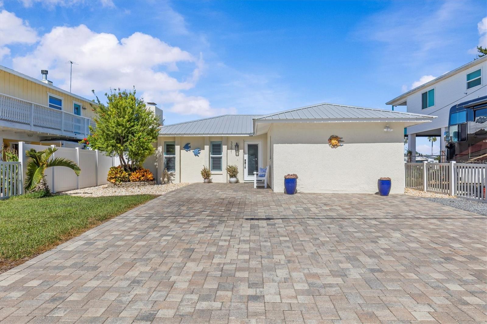 Image 11 of 61 For 3391 Mangrove Drive