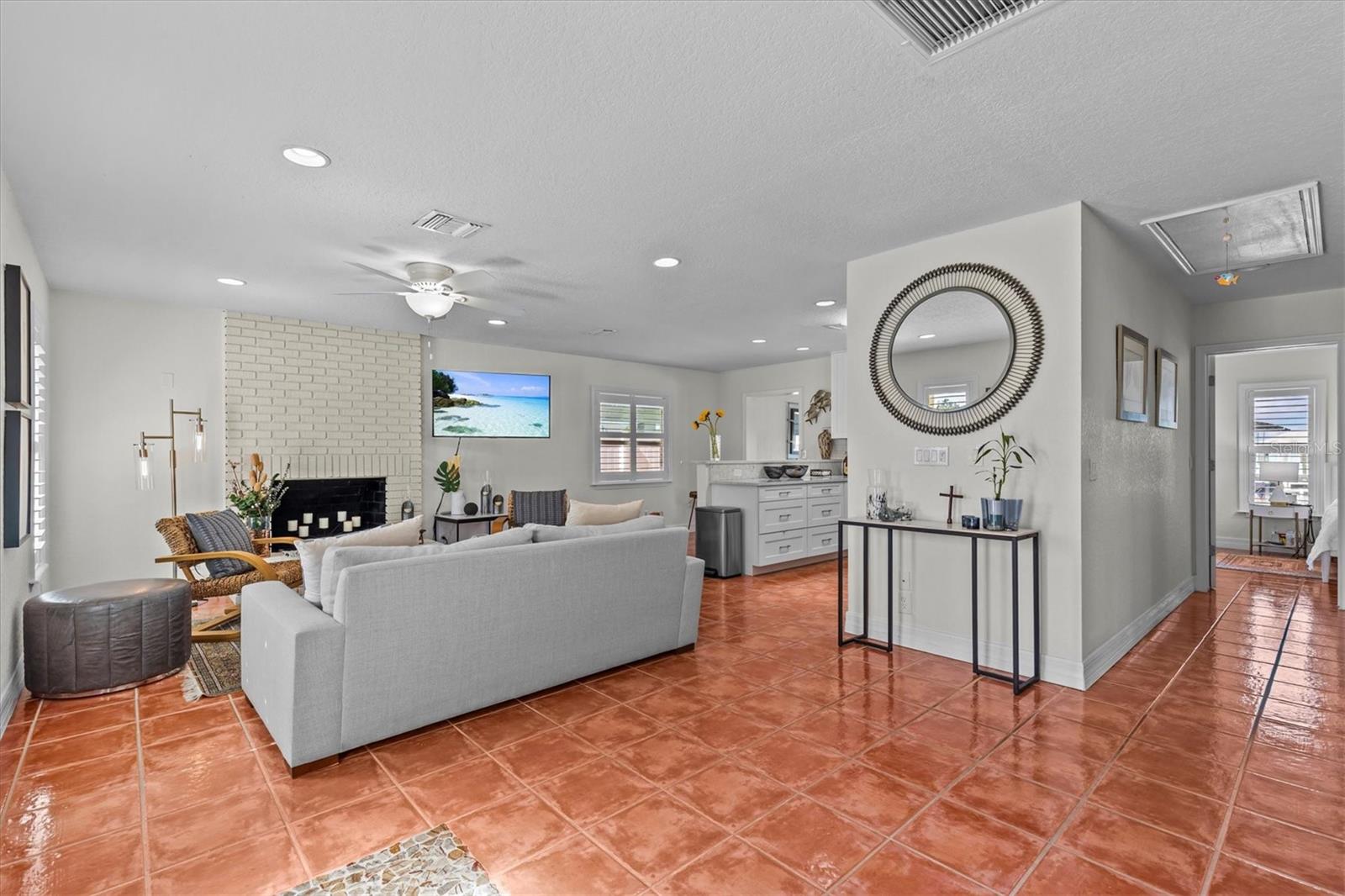 Image 17 of 61 For 3391 Mangrove Drive