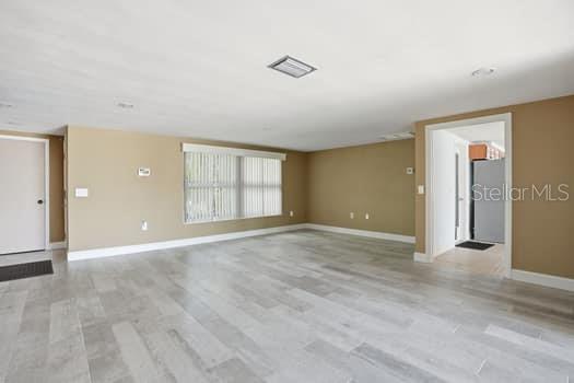 Listing photo id 9 for 12612 4th Isle