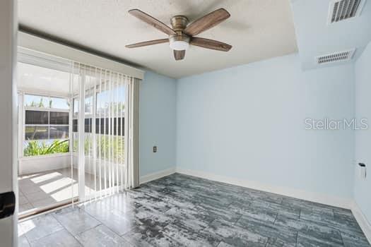 Listing photo id 18 for 12612 4th Isle