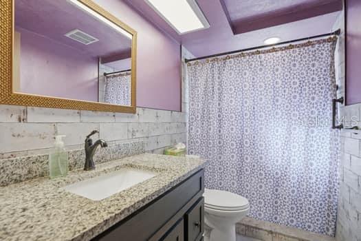 Listing photo id 28 for 12612 4th Isle