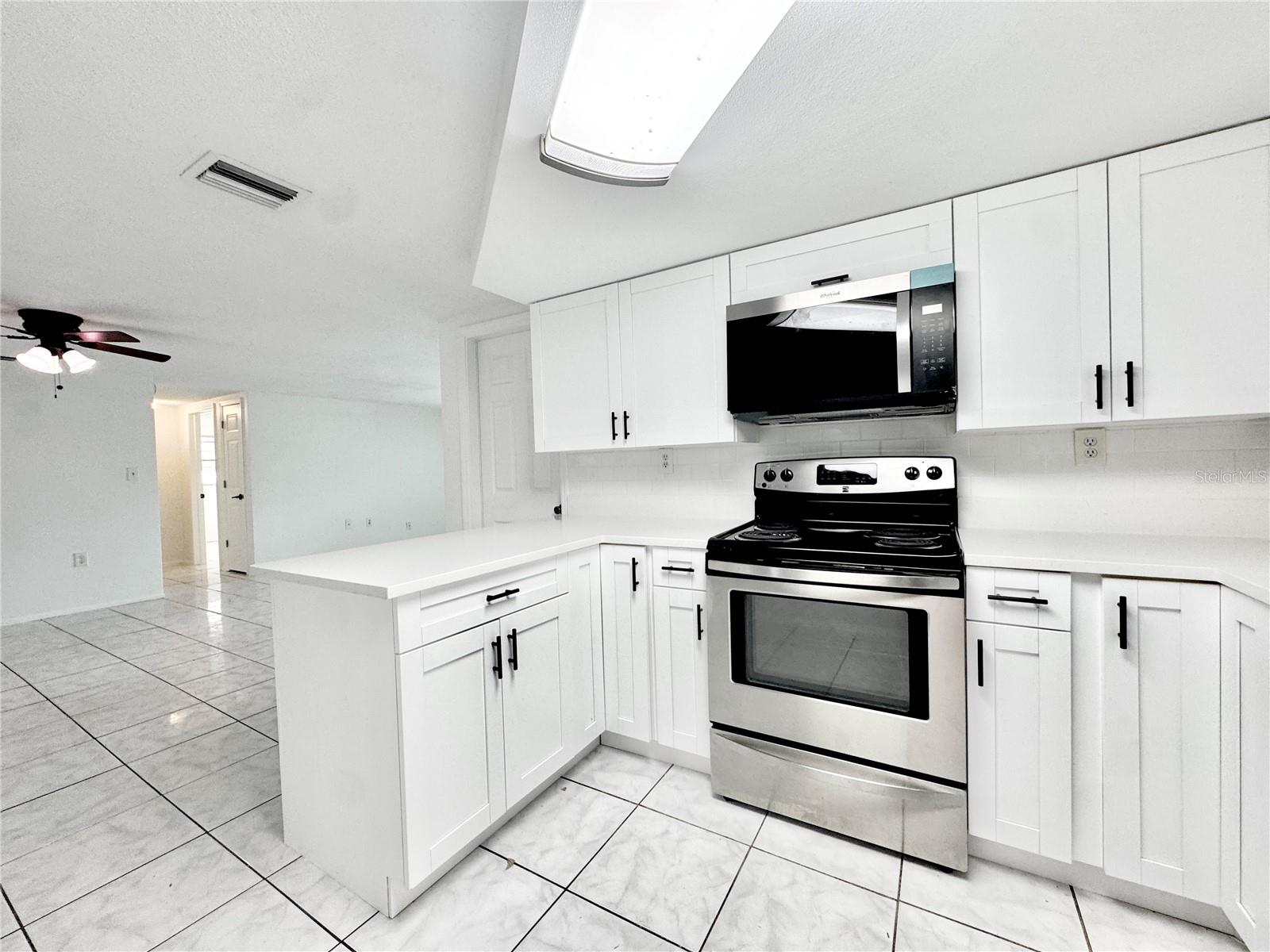 Image 7 of 23 For 7235 Potomac Drive