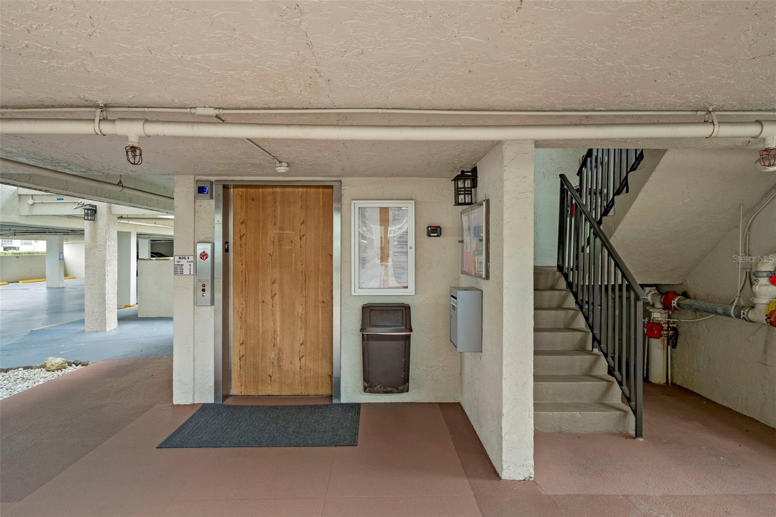 Image 22 of 49 For 8211 Brent Street 844